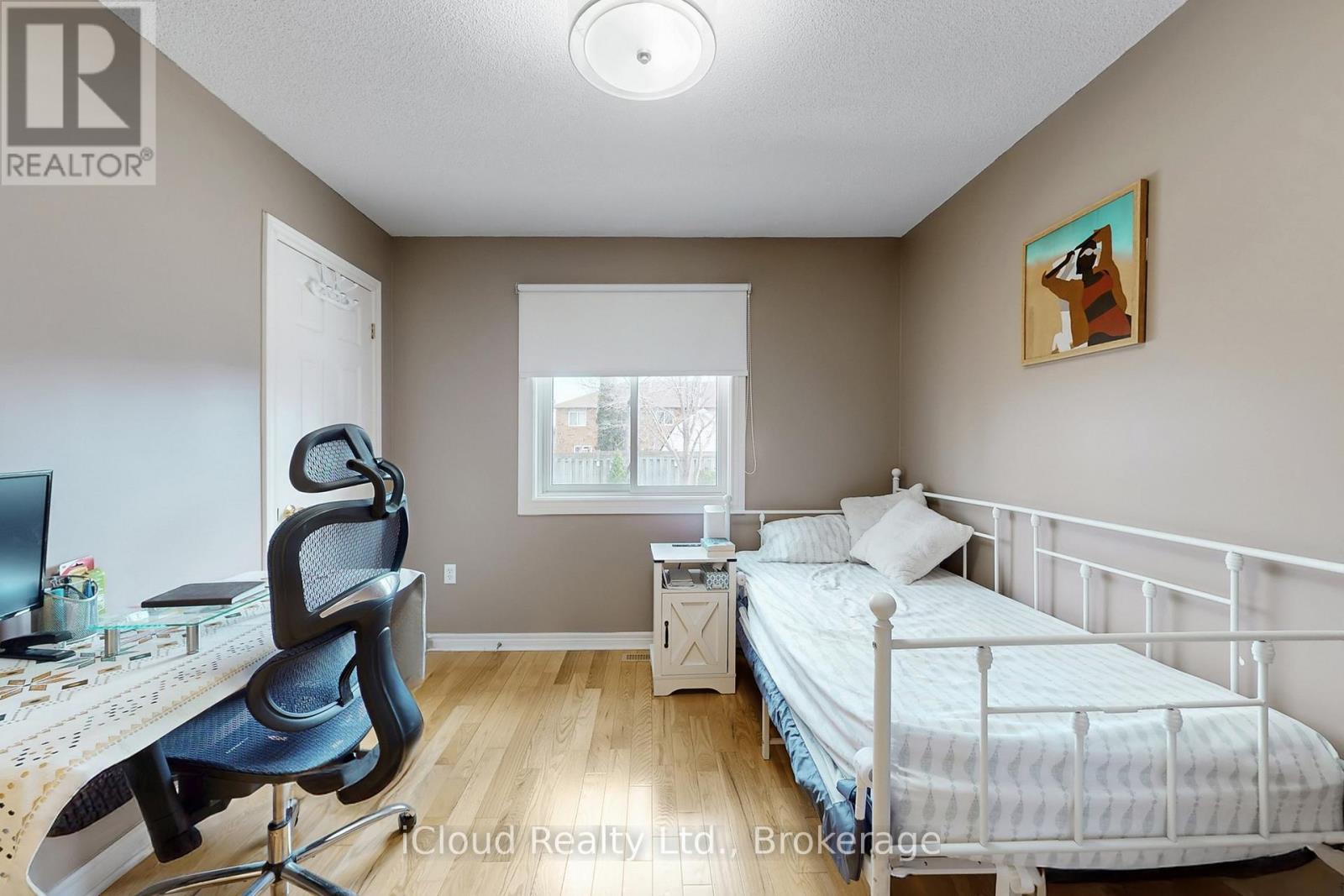 197 Mapleton Avenue, Barrie, Ontario  L4N 8T5 - Photo 10 - S12999714