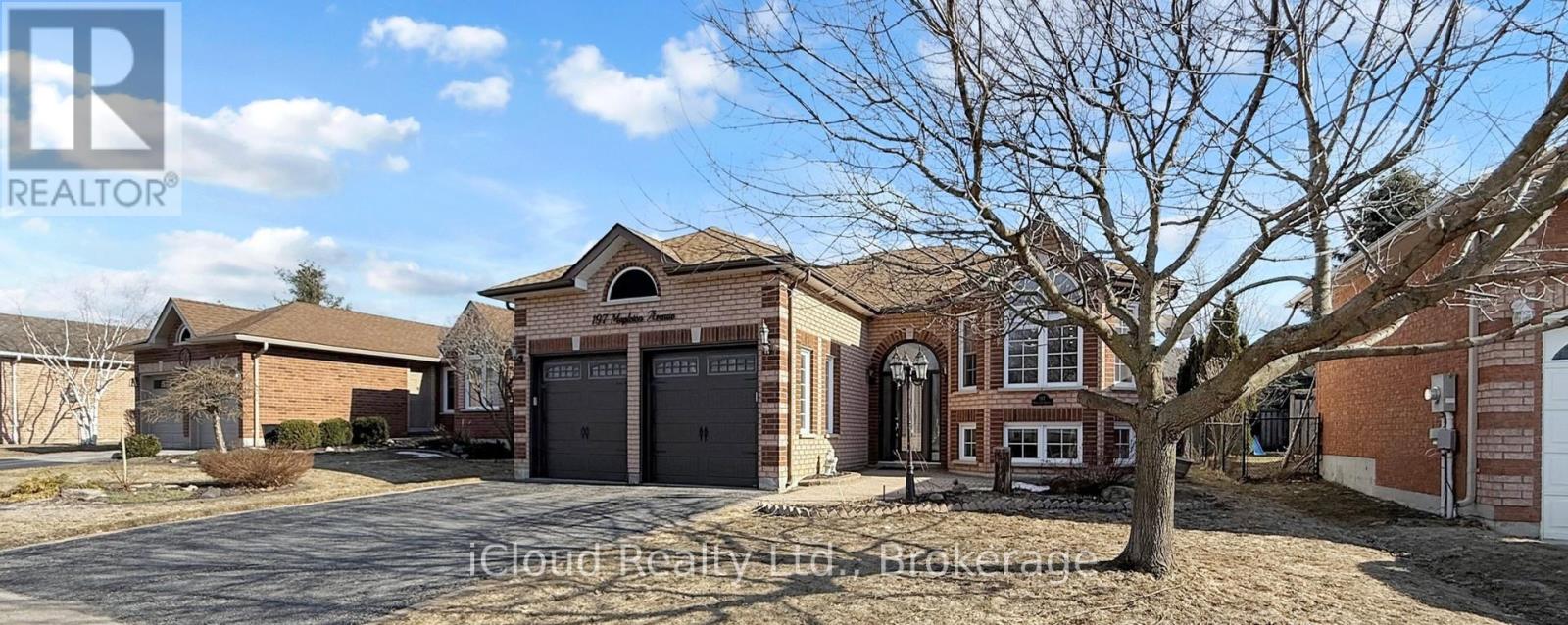 197 Mapleton Avenue, Barrie, Ontario  L4N 8T5 - Photo 2 - S12999714