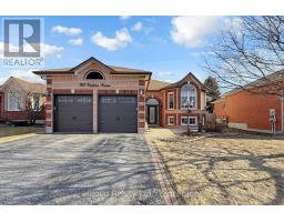 197 MAPLETON AVENUE, Barrie, Ontario