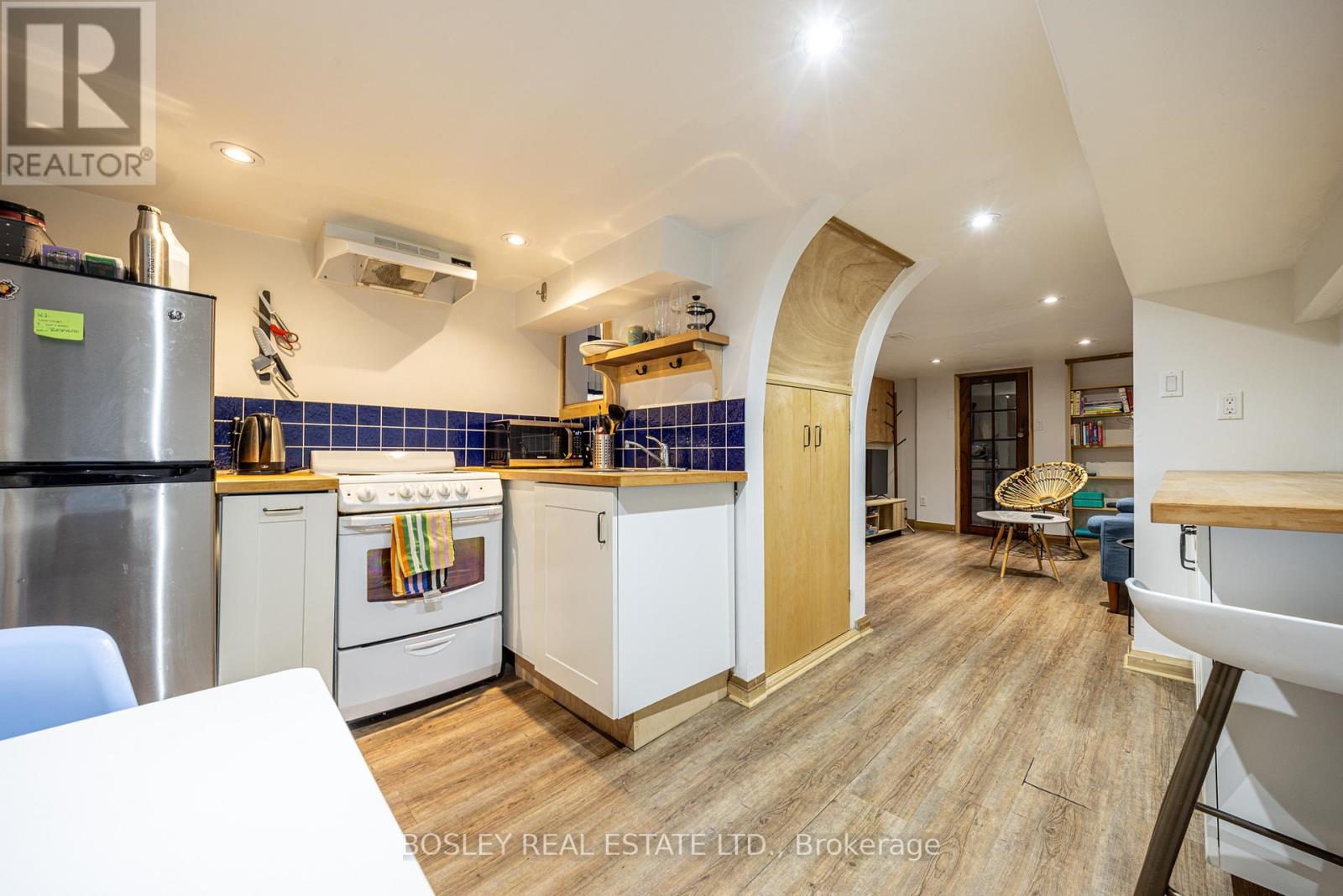 45 Greenlaw Avenue, Toronto, Ontario  M6H 3V7 - Photo 31 - W12999670