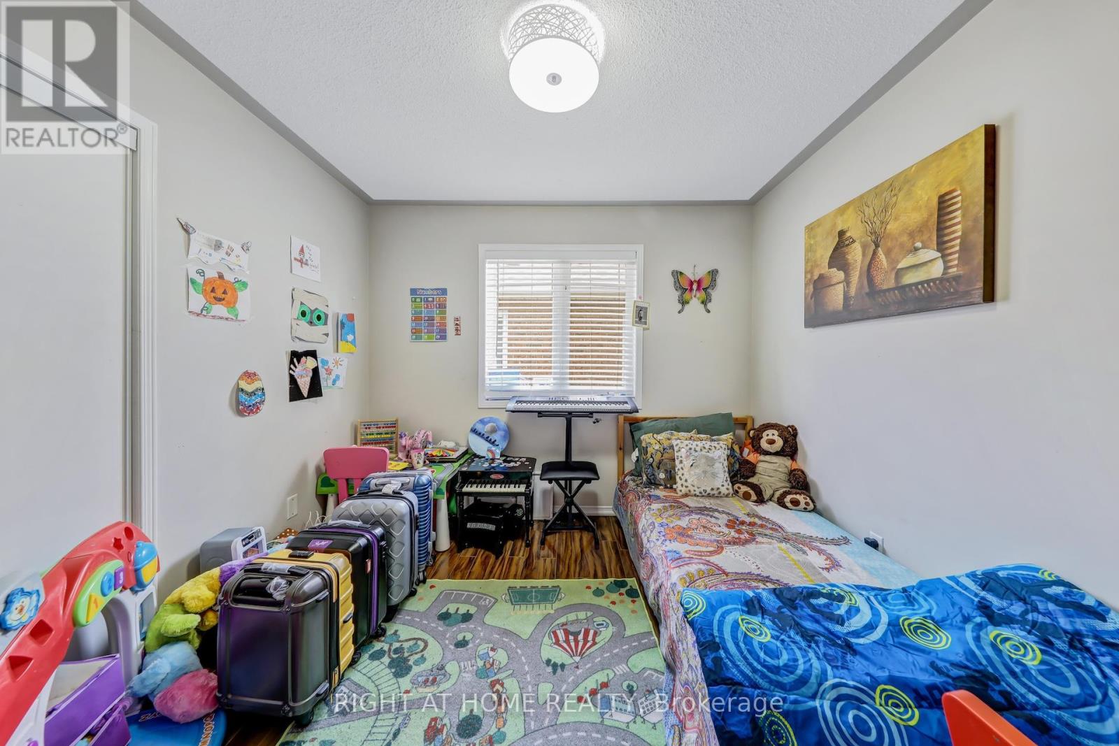 28 Cedarvalley Boulevard, Brampton, Ontario  L7A 2C2 - Photo 20 - W12999676