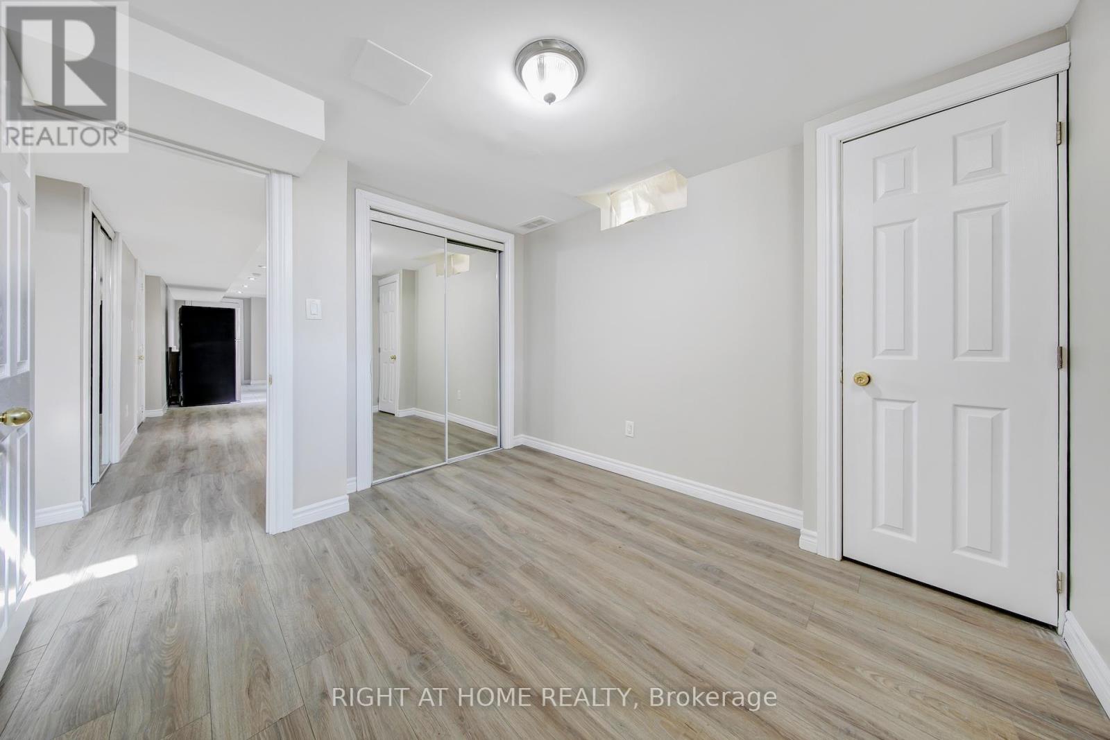 28 Cedarvalley Boulevard, Brampton, Ontario  L7A 2C2 - Photo 41 - W12999676