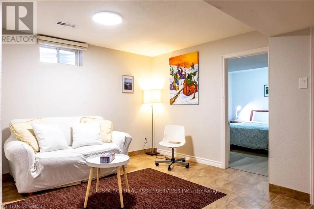 407 Rittenhouse Road, Kitchener, Ontario  N2E 3M4 - Photo 17 - X12999682