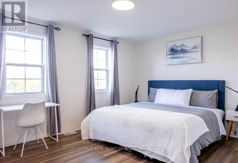 407 Rittenhouse Road, Kitchener, Ontario  N2E 3M4 - Photo 8 - X12999682