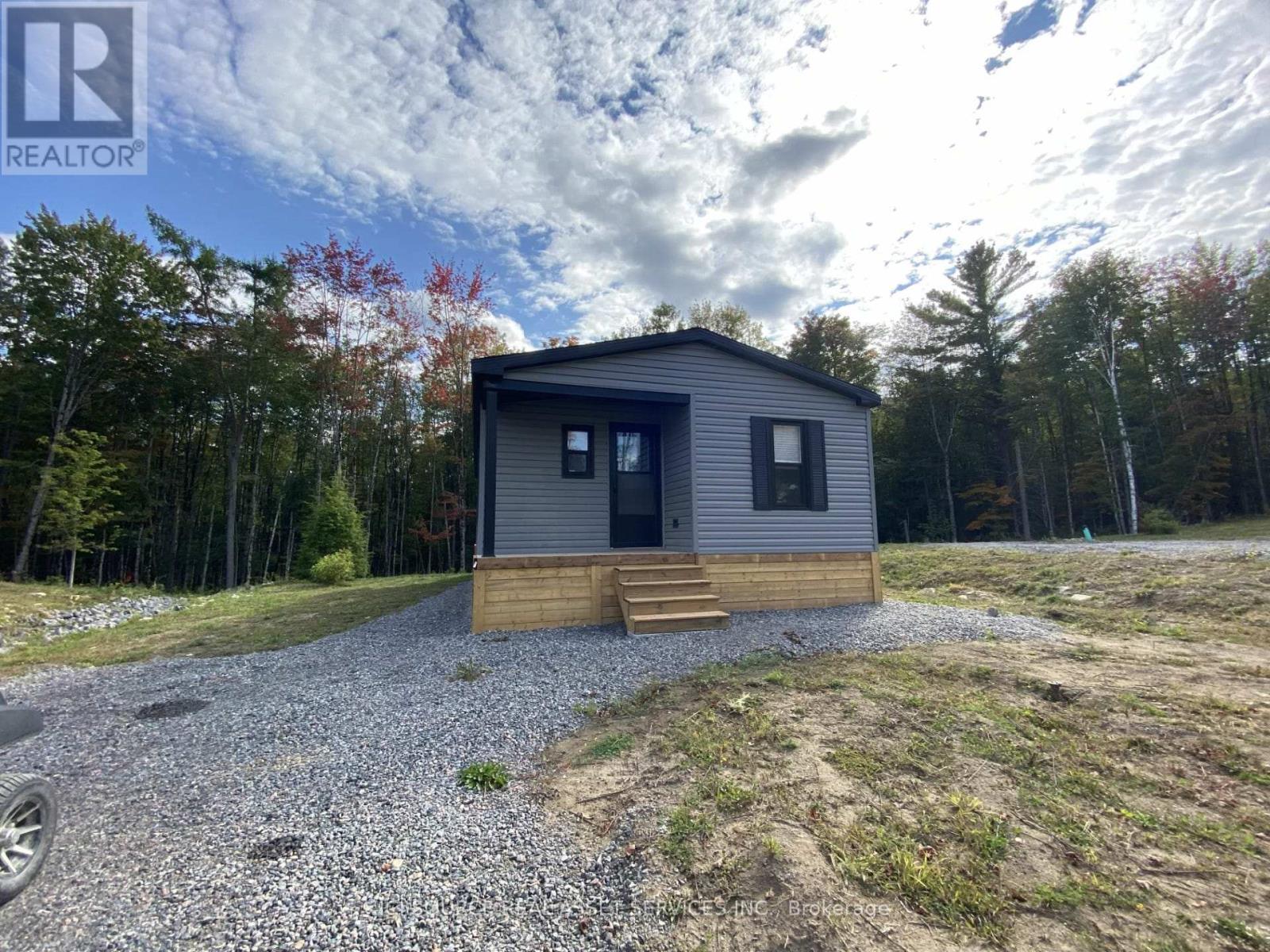 Lkr059 - 1047 Bonnie Lake Camp Road, Bracebridge, Ontario  P1L 1W9 - Photo 2 - X12999704