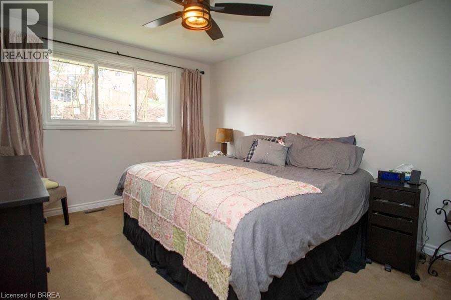 102 Century Hill Drive, Kitchener, Ontario  N2E 2H8 - Photo 12 - 40817435