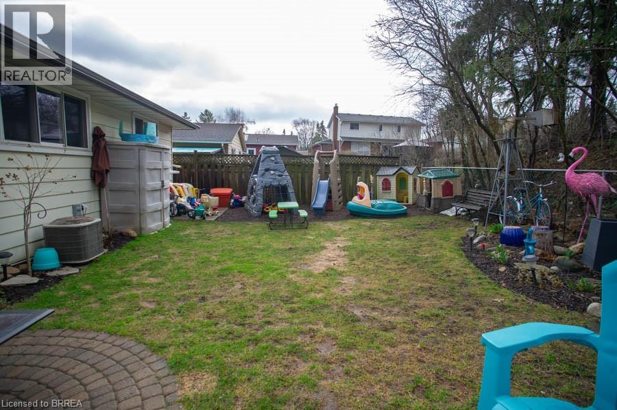 102 Century Hill Drive, Kitchener, Ontario  N2E 2H8 - Photo 26 - 40817435