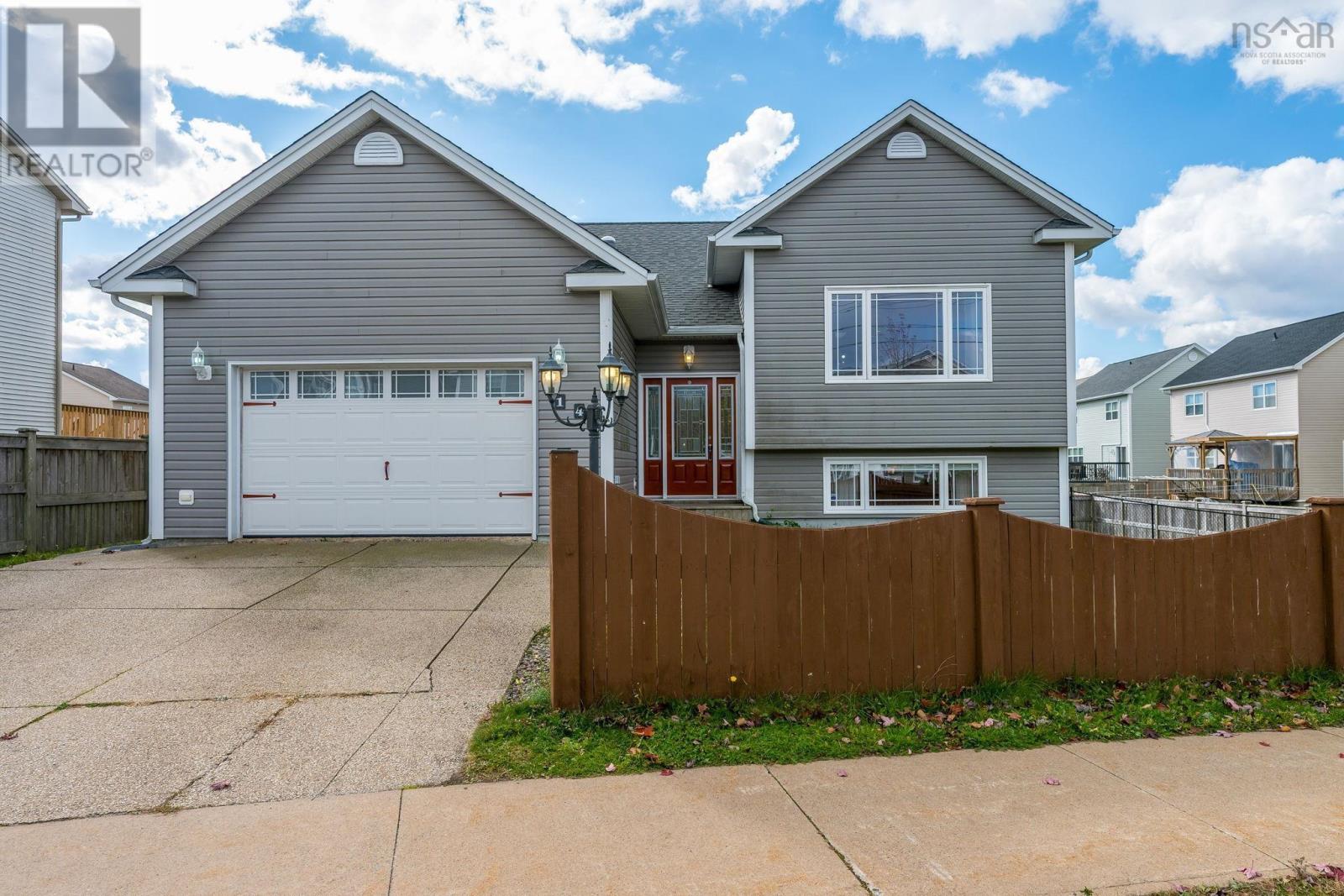 14 Marshall Street, Dartmouth, Nova Scotia  B2X 0A8 - Photo 1 - 202606414