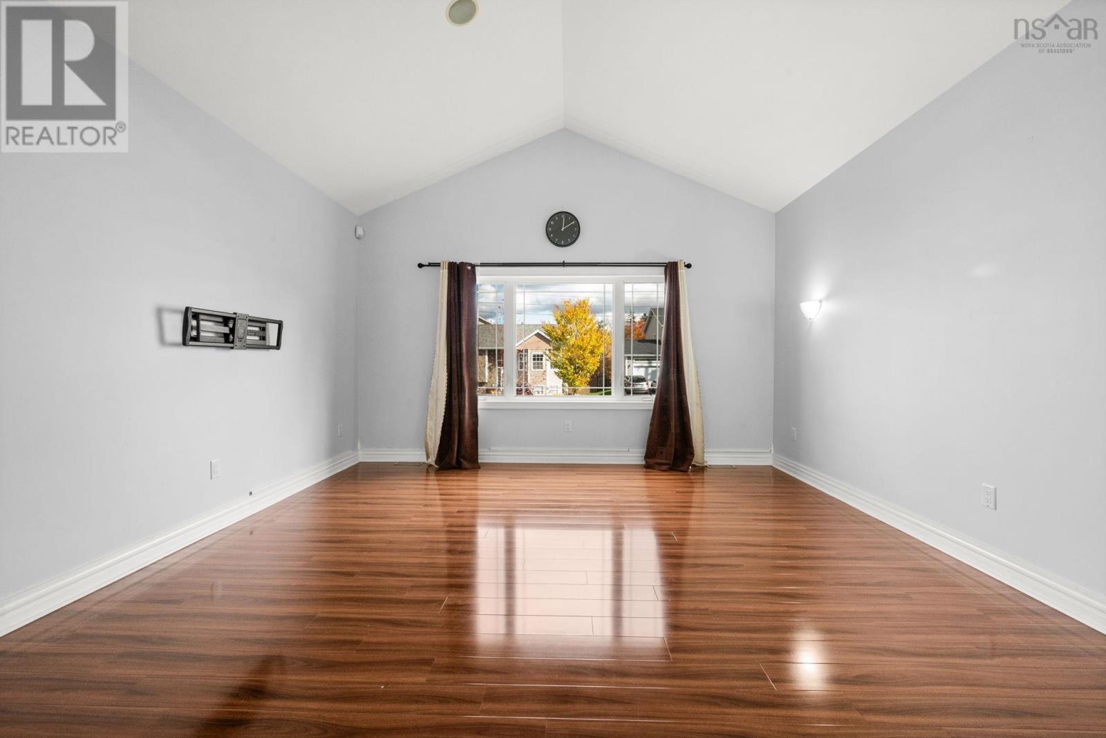 14 Marshall Street, Dartmouth, Nova Scotia  B2X 0A8 - Photo 4 - 202606414