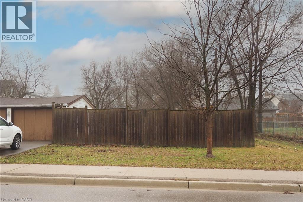 354 Blucher Boulevard, Kitchener, Ontario  N2H 5V9 - Photo 34 - 40820586