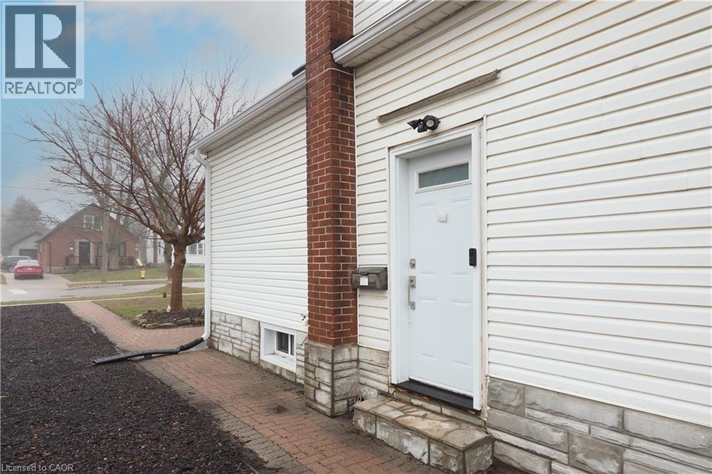354 Blucher Boulevard, Kitchener, Ontario  N2H 5V9 - Photo 4 - 40820586