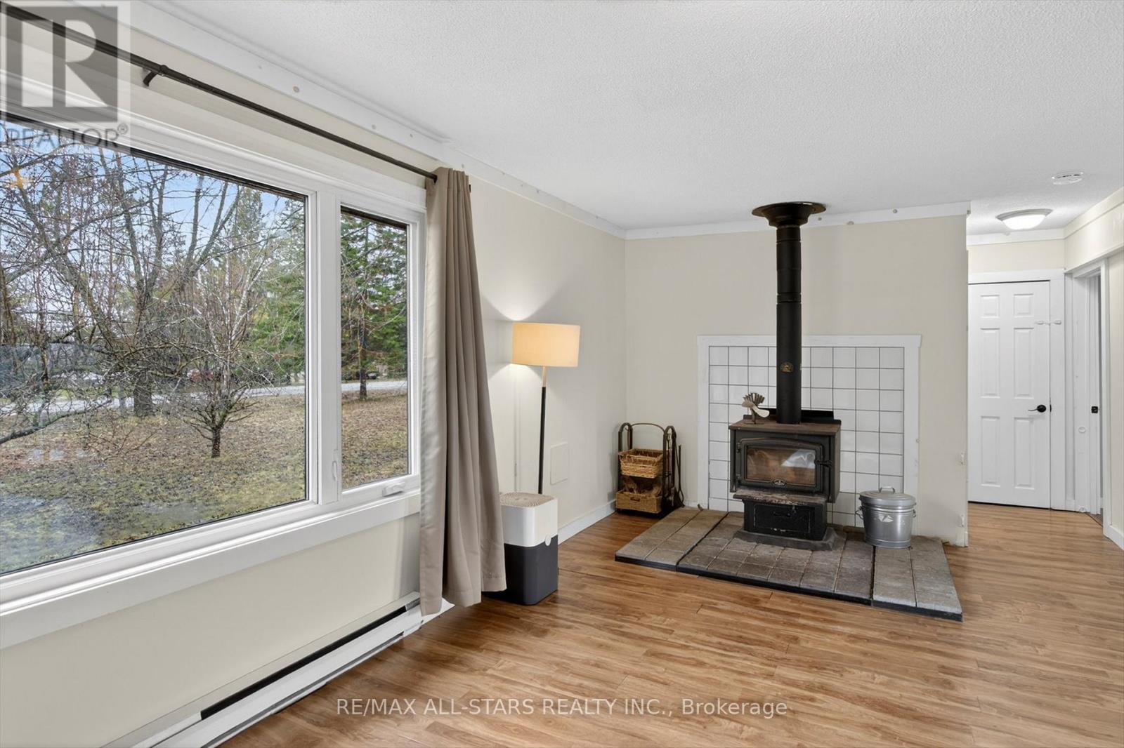 17 Hawke Drive, Kawartha Lakes (Emily), Ontario  K0L 2W0 - Photo 9 - X12999750