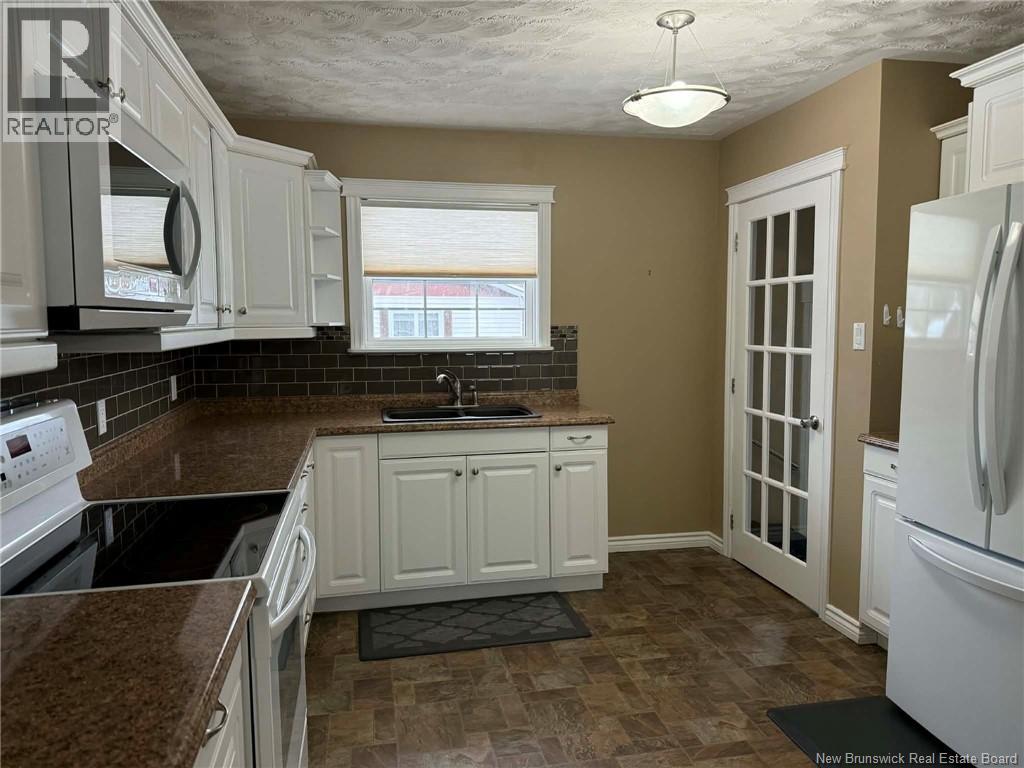60 Mcintosh Street, Miramichi, New Brunswick  E1N 2B3 - Photo 7 - NB134311