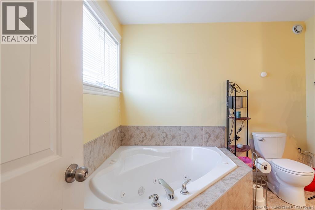 11 Knowlton Crescent, Oromocto, New Brunswick  E2V 4T1 - Photo 21 - NB136924