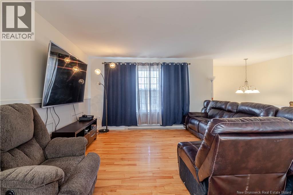 11 Knowlton Crescent, Oromocto, New Brunswick  E2V 4T1 - Photo 13 - NB136924