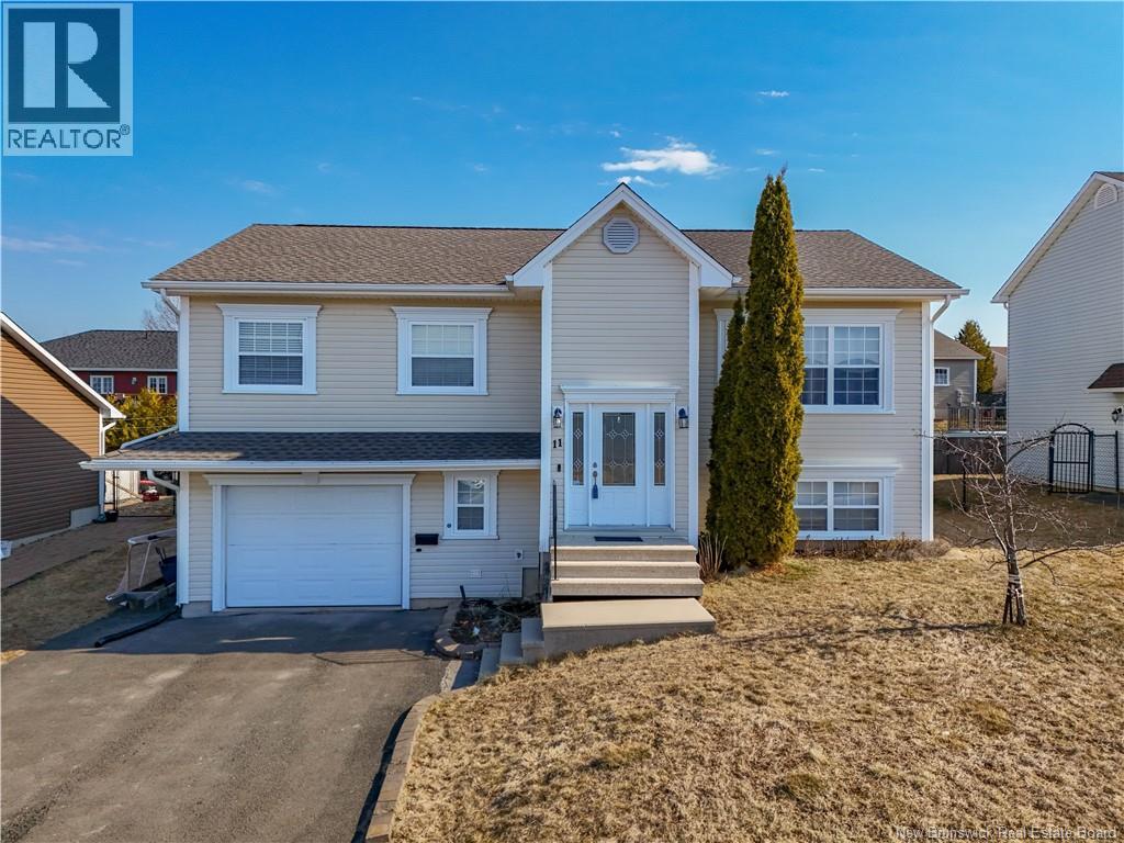 11 Knowlton Crescent, Oromocto, New Brunswick  E2V 4T1 - Photo 1 - NB136924