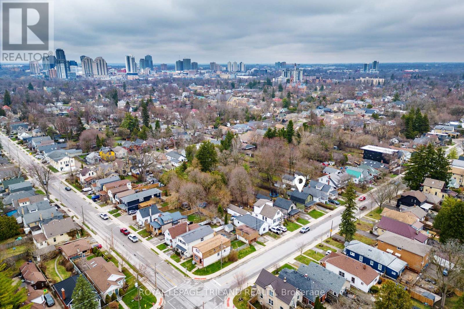 88 Briscoe Street E, London South, Ontario  N6C 1X2 - Photo 5 - X12999766