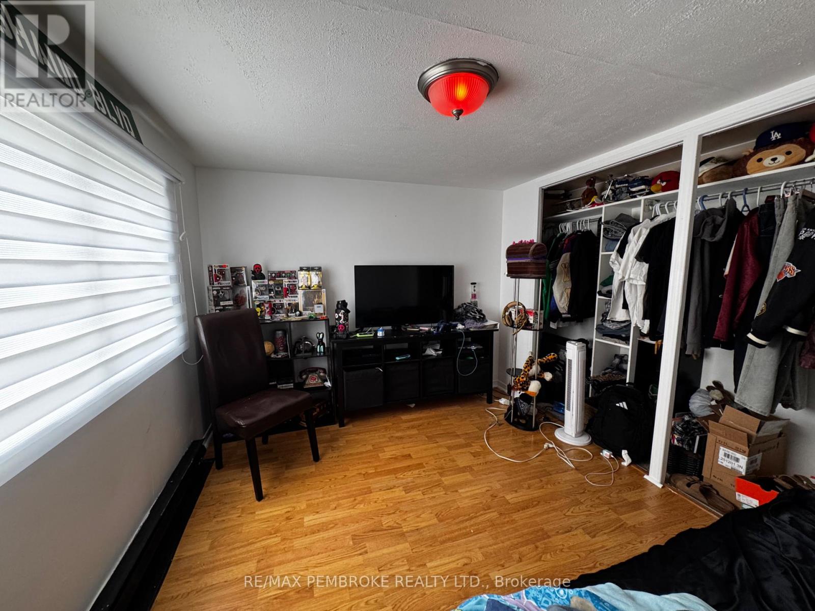 72 Pinehurst Estates, Petawawa, Ontario  K8H 2H2 - Photo 8 - X12999770