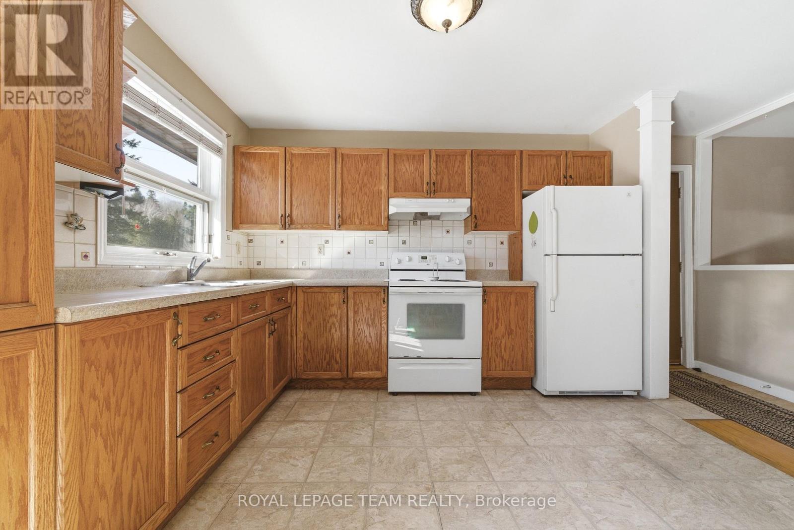 5202 Mcdonlads Corners Road, Lanark Highlands, Ontario  K0G 1M0 - Photo 8 - X12999780