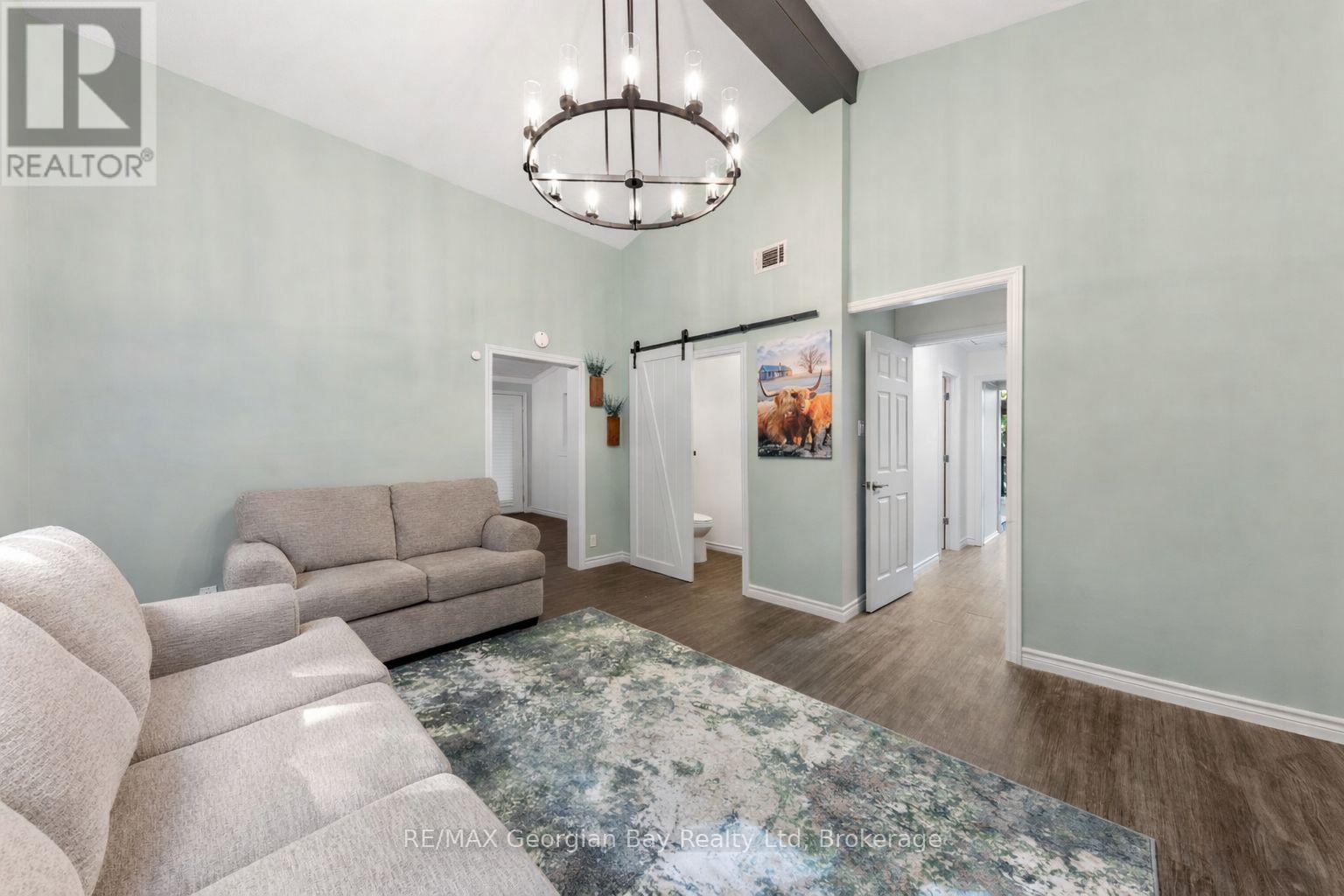 1745 Twin Oaks Crescent, Severn, Ontario  L0K 1E0 - Photo 21 - S12994386