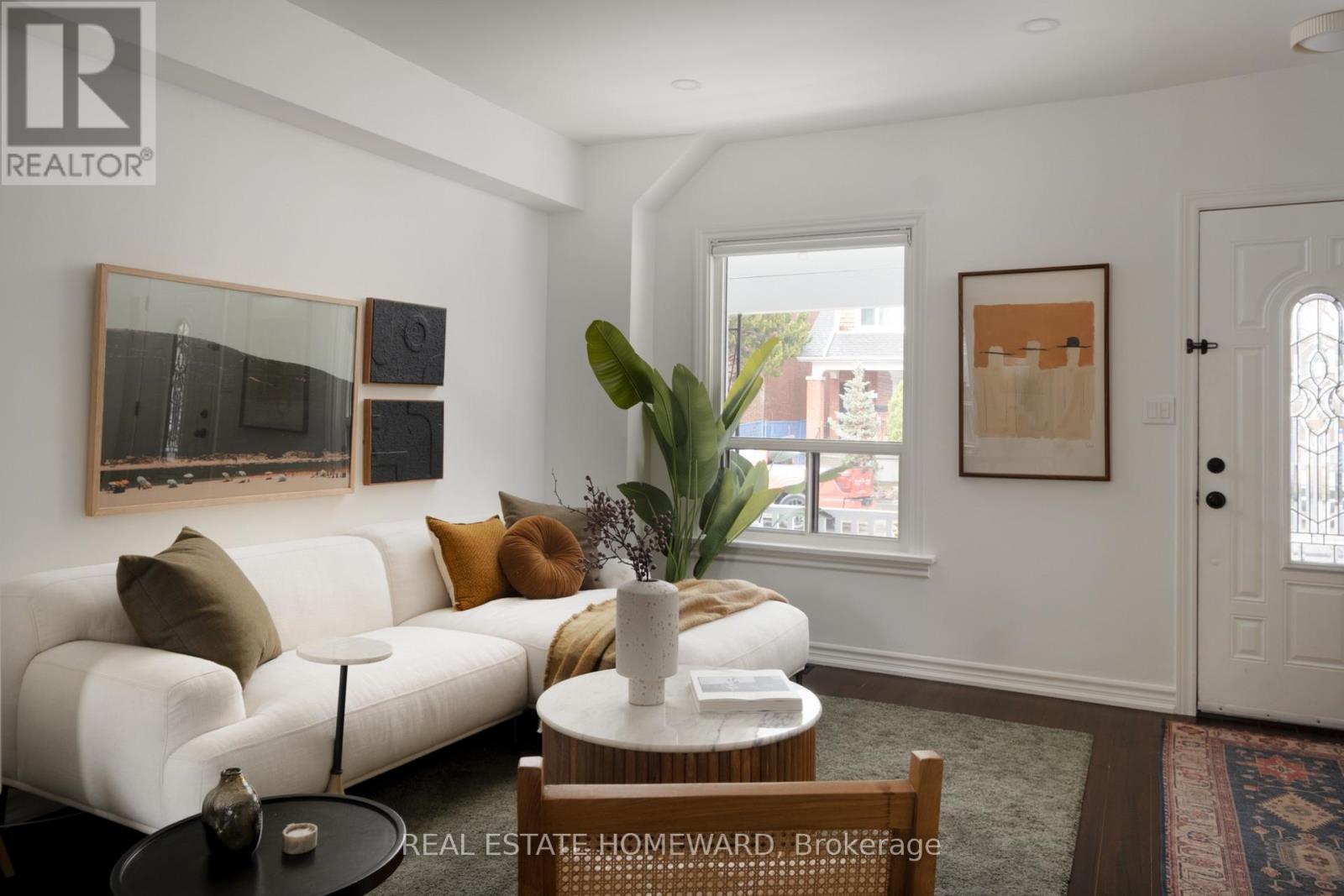 146 GLEDHILL AVENUE, Toronto, Ontario