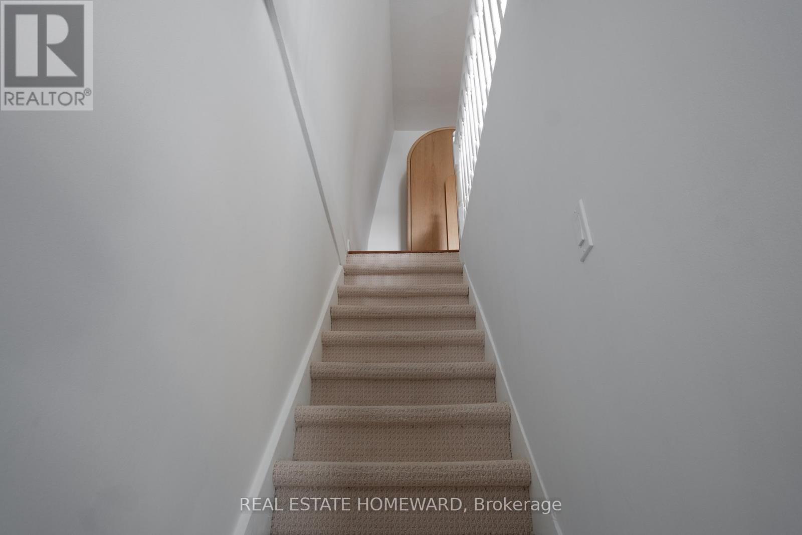 146 Gledhill Avenue, Toronto, Ontario  M4C 5L1 - Photo 18 - E12999736