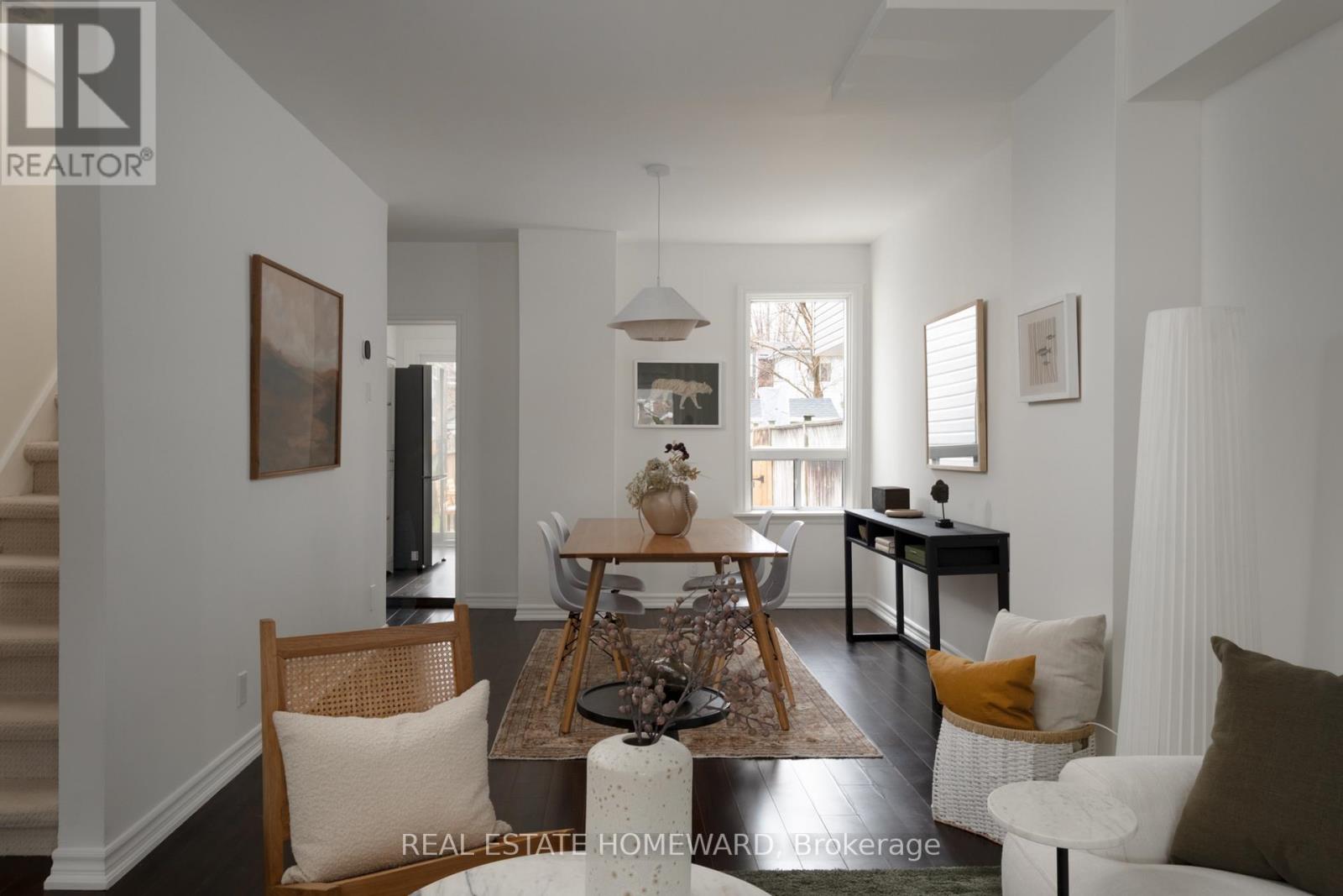 146 Gledhill Avenue, Toronto, Ontario  M4C 5L1 - Photo 9 - E12999736