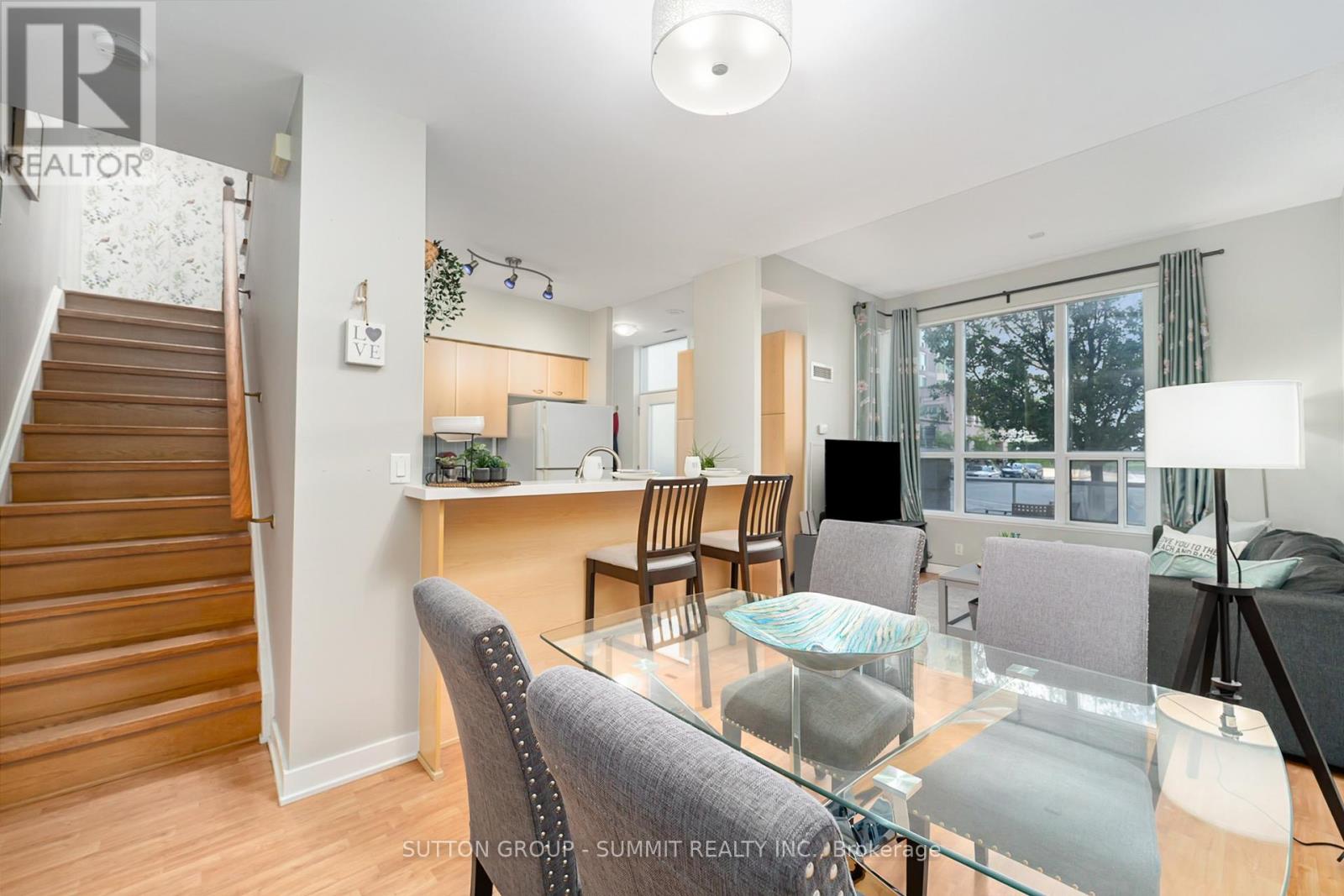 Th122 - 38 Lee Centre Drive, Toronto, Ontario  M1H 3J7 - Photo 11 - E12999744