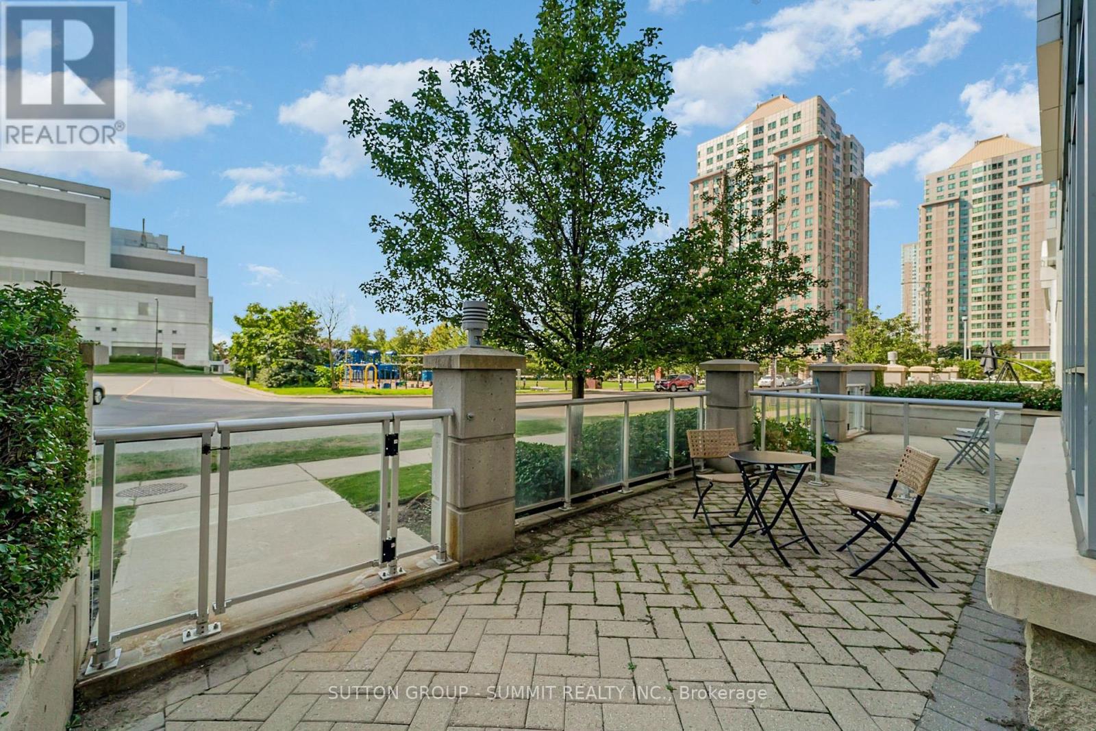 Th122 - 38 Lee Centre Drive, Toronto, Ontario  M1H 3J7 - Photo 19 - E12999744