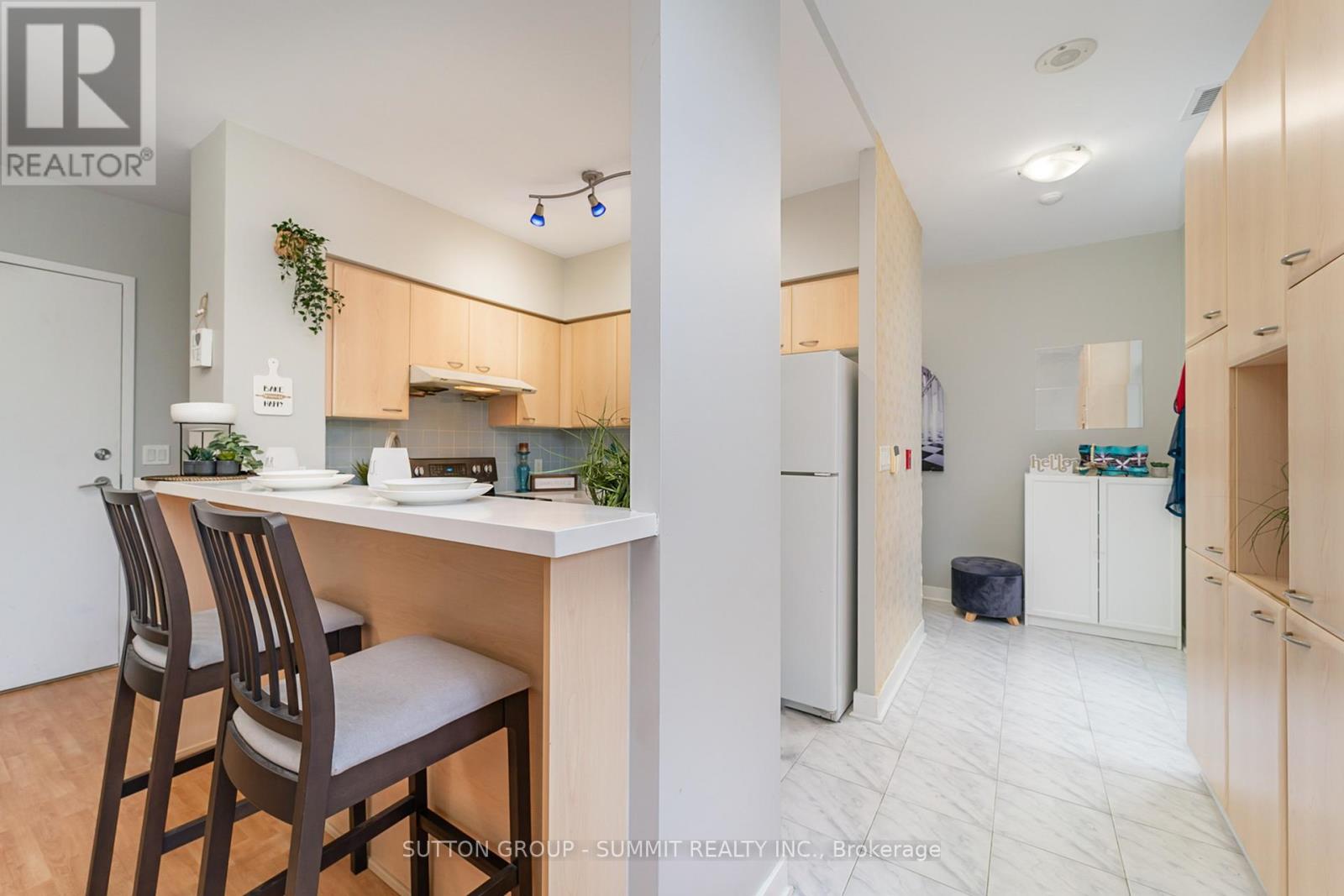 Th122 - 38 Lee Centre Drive, Toronto, Ontario  M1H 3J7 - Photo 3 - E12999744