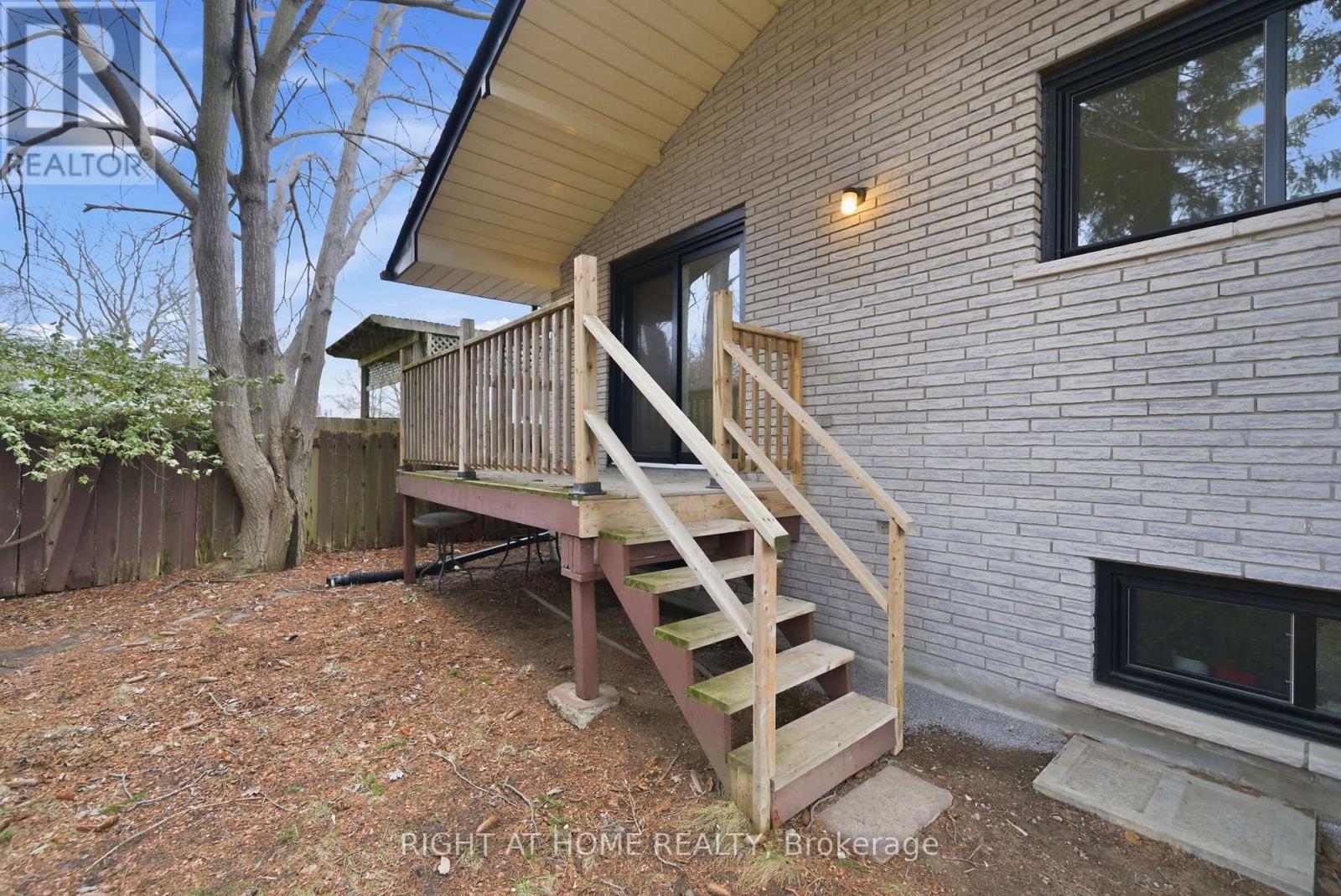 1418 Simcoe Street N, Oshawa, Ontario  L1G 4X6 - Photo 12 - E12999748