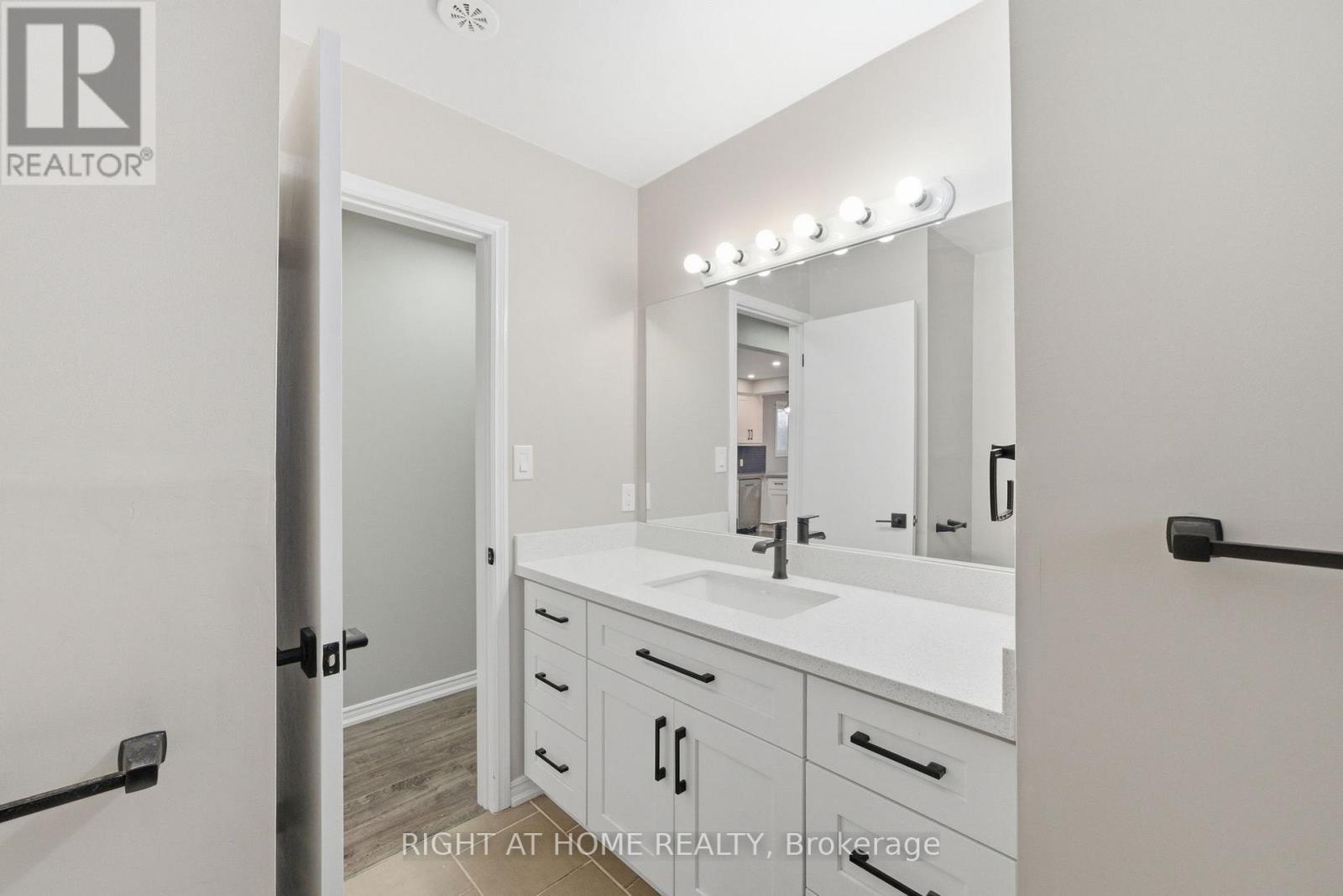 1418 Simcoe Street N, Oshawa, Ontario  L1G 4X6 - Photo 9 - E12999748