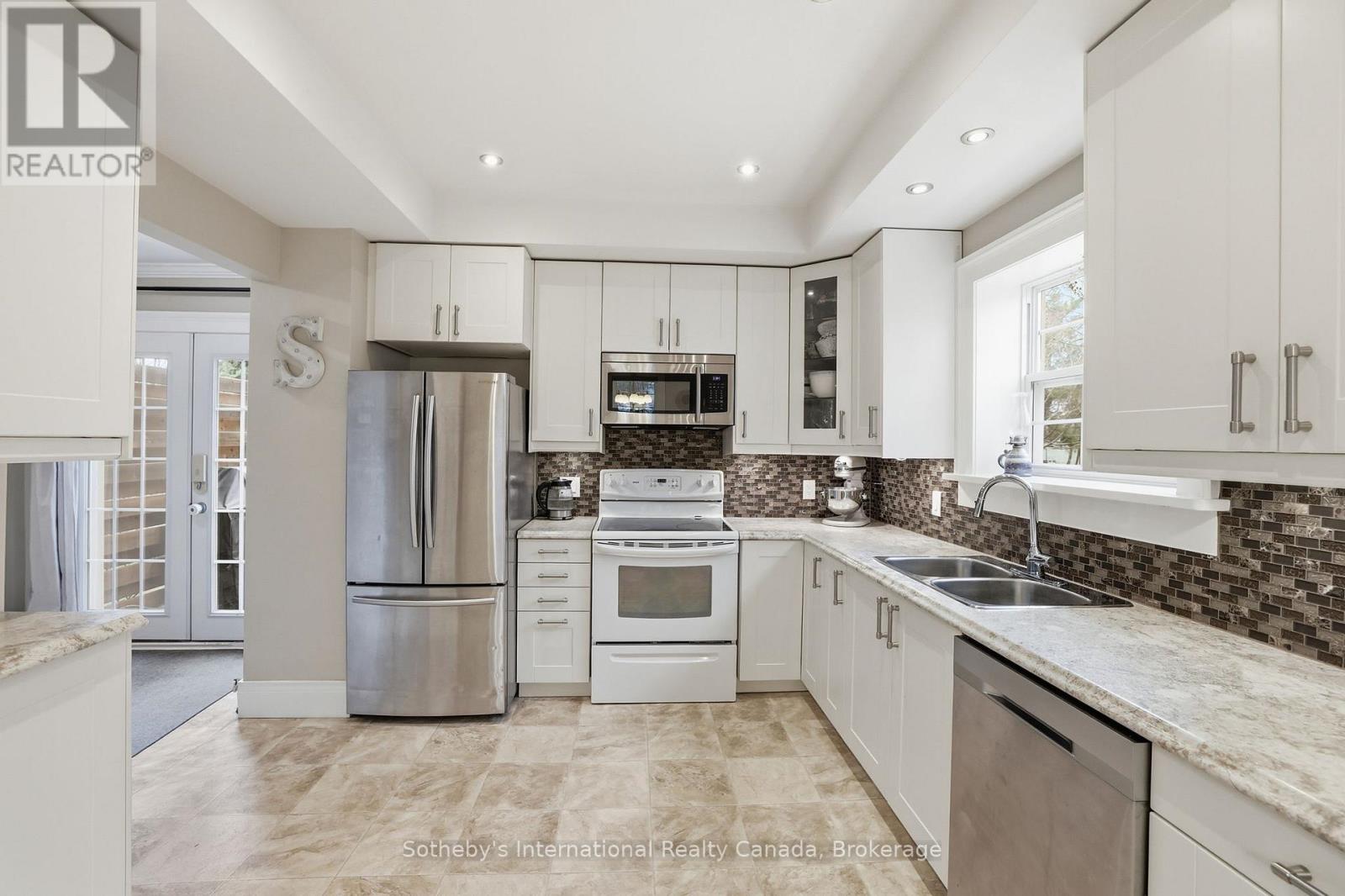 4195 County Road 124, Clearview, Ontario L0M 1P0 - Photo 12 - S12999758