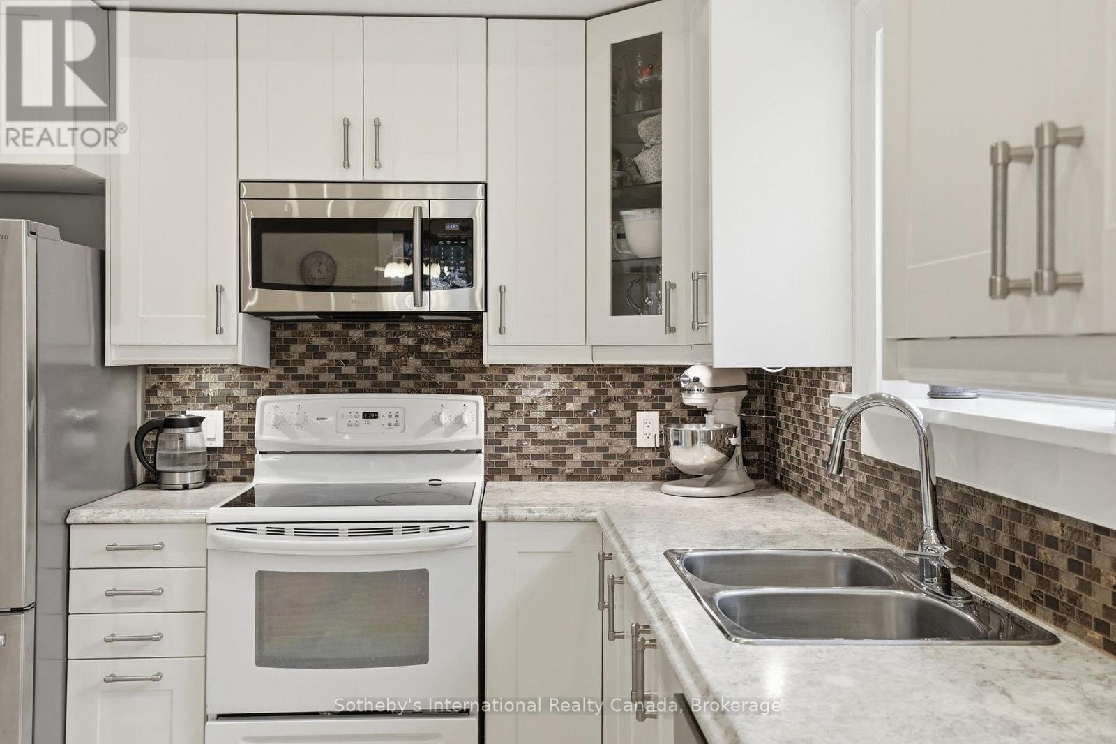 4195 County Road 124, Clearview, Ontario L0M 1P0 - Photo 14 - S12999758