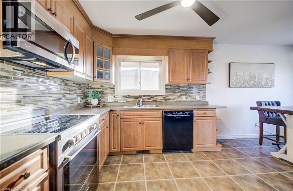 22 Duncairn Avenue, Kitchener, Ontario  N2M 4S4 - Photo 10 - 40819512