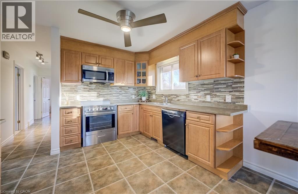 22 Duncairn Avenue, Kitchener, Ontario  N2M 4S4 - Photo 9 - 40819512