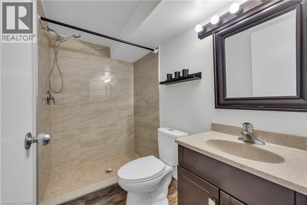 17 Victor Boulevard Unit# B, Hamilton, Ontario  L9A 2V3 - Photo 13 - 40820205