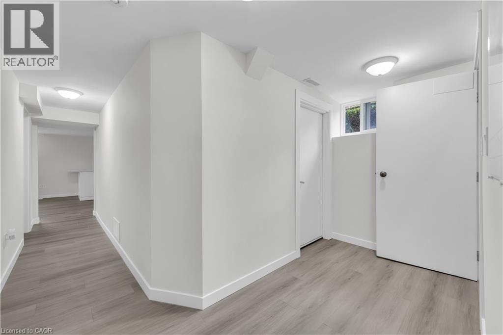 17 Victor Boulevard Unit# B, Hamilton, Ontario  L9A 2V3 - Photo 19 - 40820205