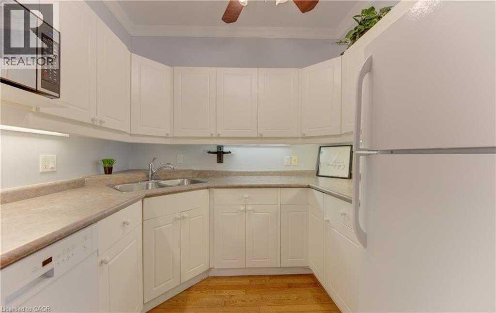 74 Autumn Ridge Trail Unit# 33, Kitchener, Ontario  N2P 2M5 - Photo 15 - 40817706