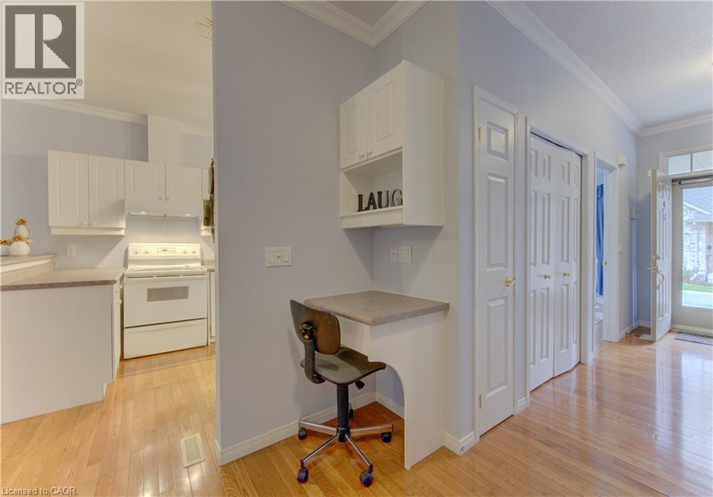 74 Autumn Ridge Trail Unit# 33, Kitchener, Ontario  N2P 2M5 - Photo 9 - 40817706