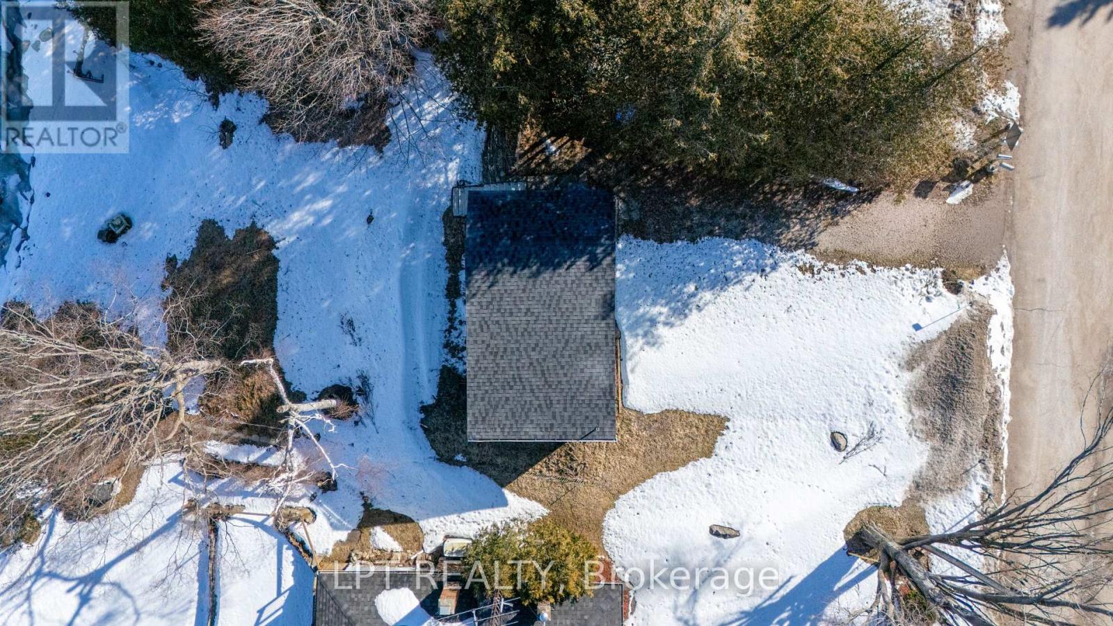 47 Moon Point Drive, Oro-Medonte, Ontario  L3V 0R8 - Photo 23 - S12999798