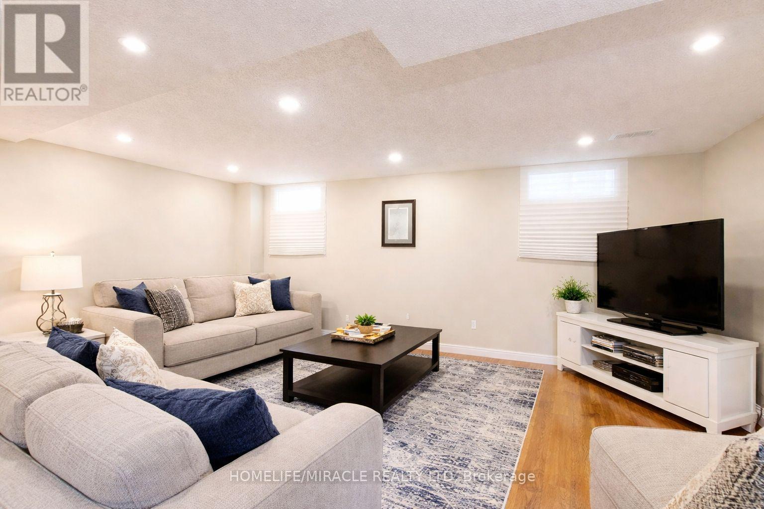 31 Binder Twine Trail, Brampton, Ontario L6X 4S5 - Photo 11 - W12999776