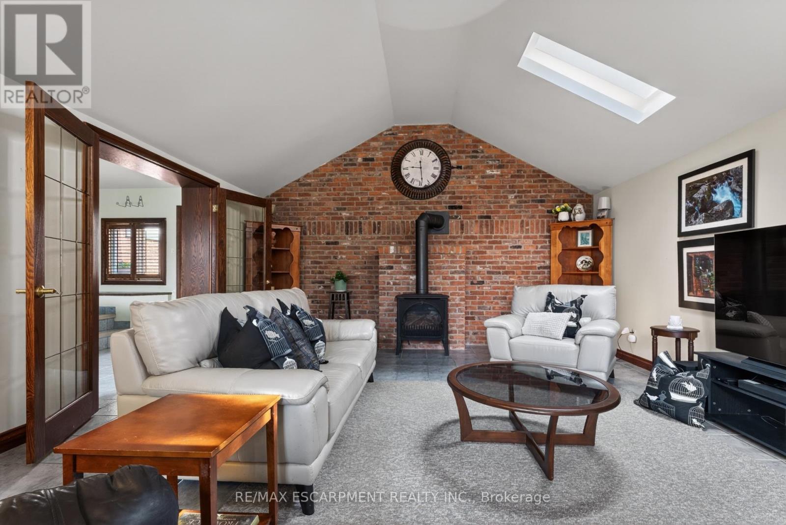 57 Park Avenue E, Burlington, Ontario  L7T 1Y2 - Photo 10 - W12999778