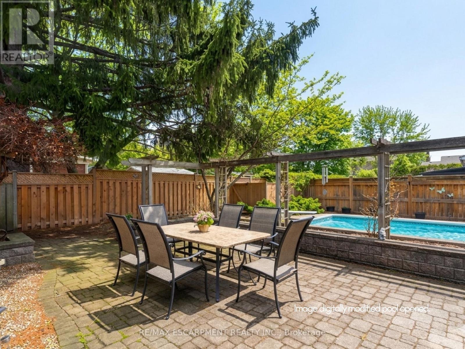 57 Park Avenue E, Burlington, Ontario  L7T 1Y2 - Photo 24 - W12999778