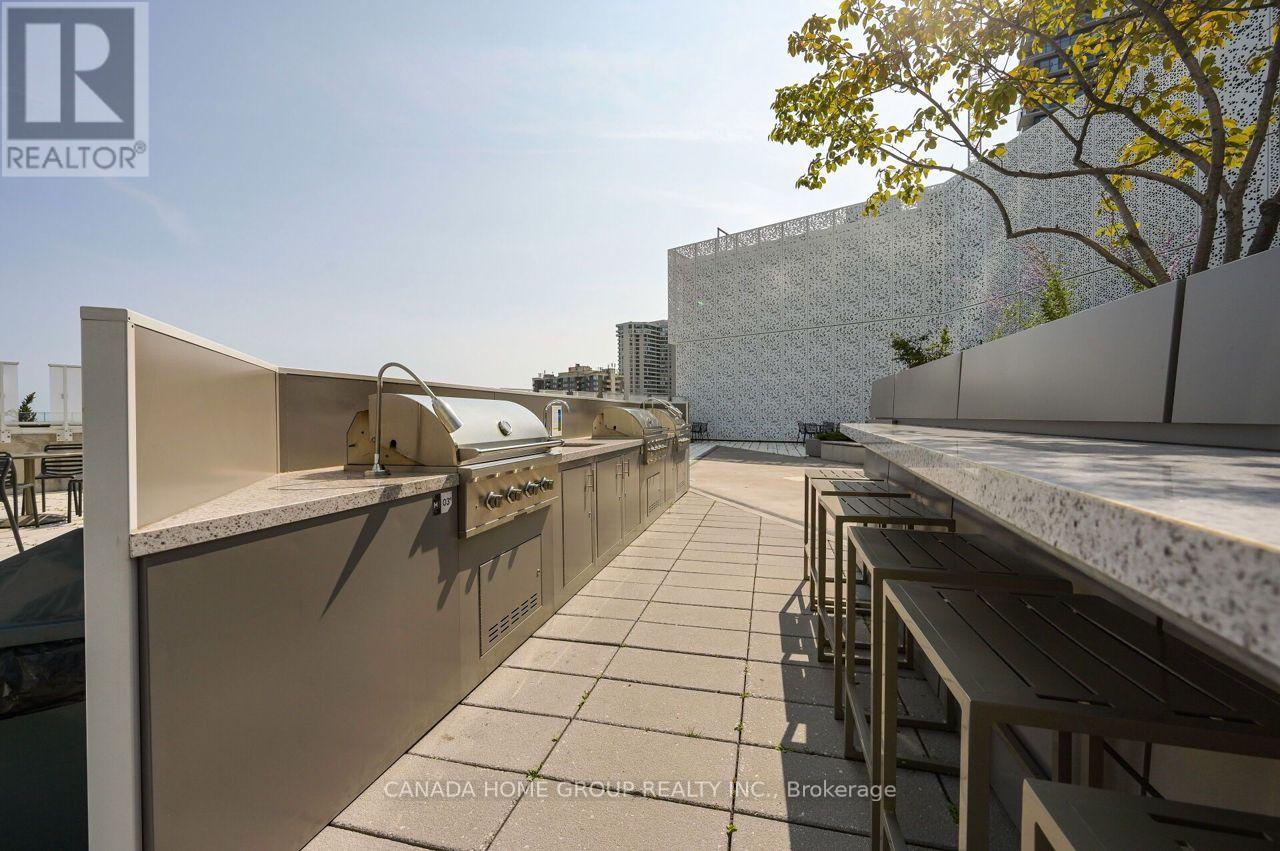 5310 - 3900 Confederation Parkway, Mississauga, Ontario  L5B 0M3 - Photo 37 - W12999784