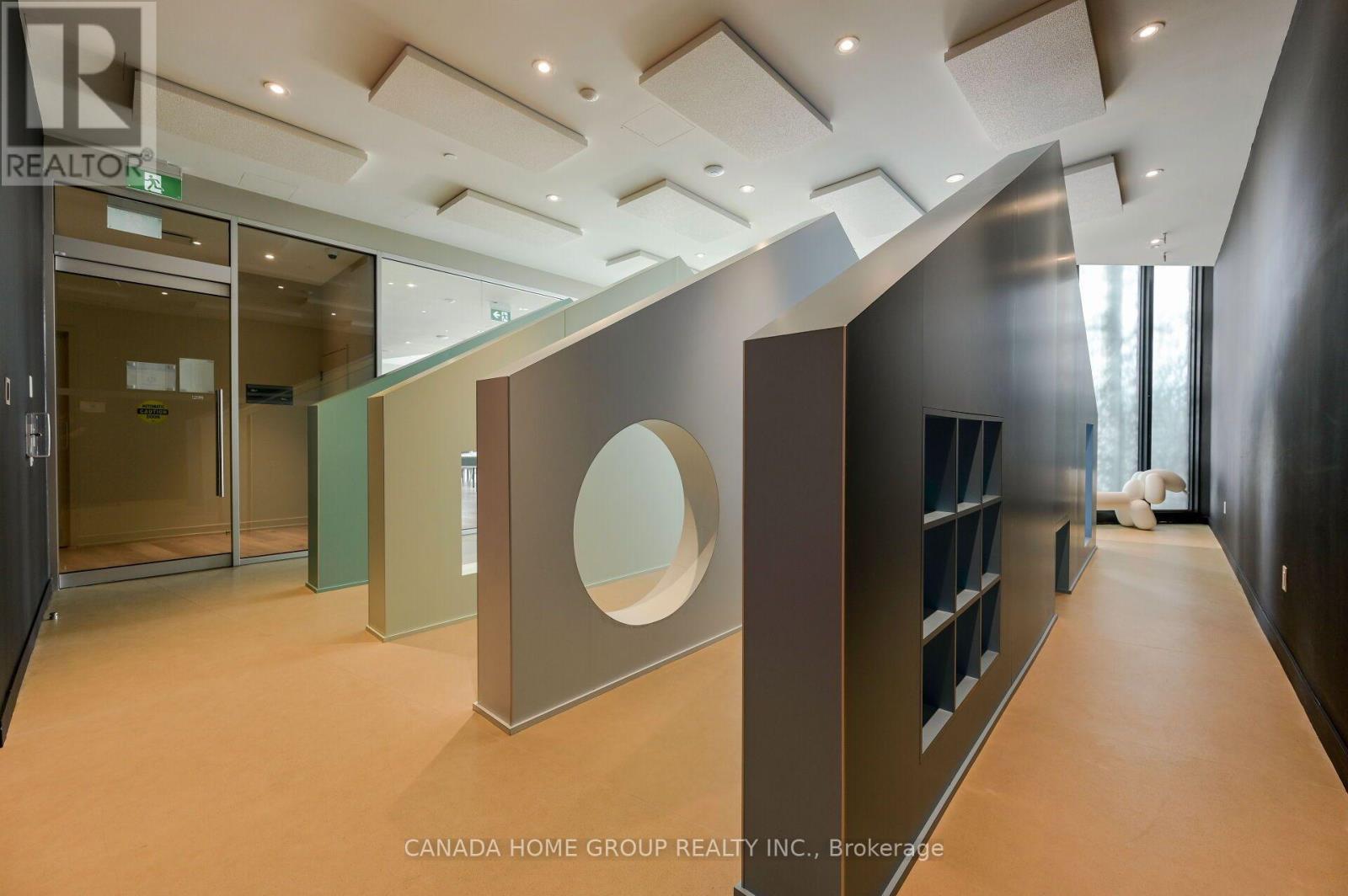 5310 - 3900 Confederation Parkway, Mississauga, Ontario  L5B 0M3 - Photo 40 - W12999784