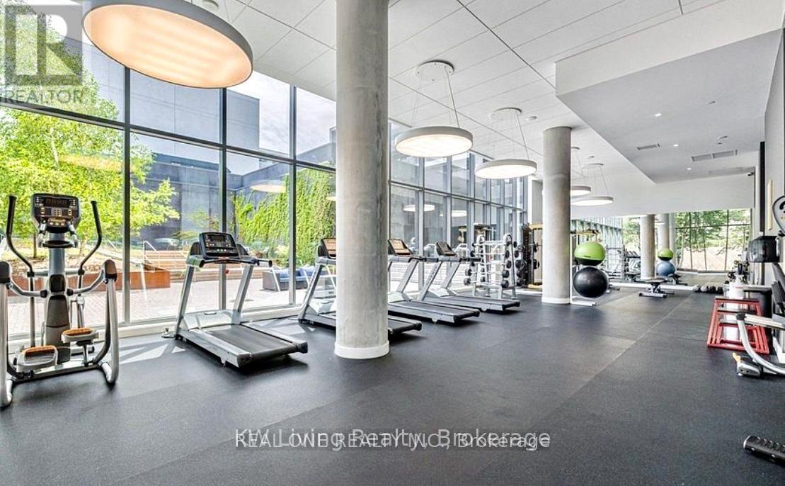 1006 - 160 Flemington Road, Toronto, Ontario  M6A 1N6 - Photo 16 - W12999796