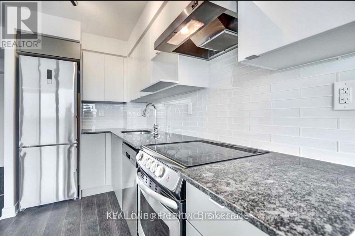 1006 - 160 Flemington Road, Toronto, Ontario  M6A 1N6 - Photo 9 - W12999796