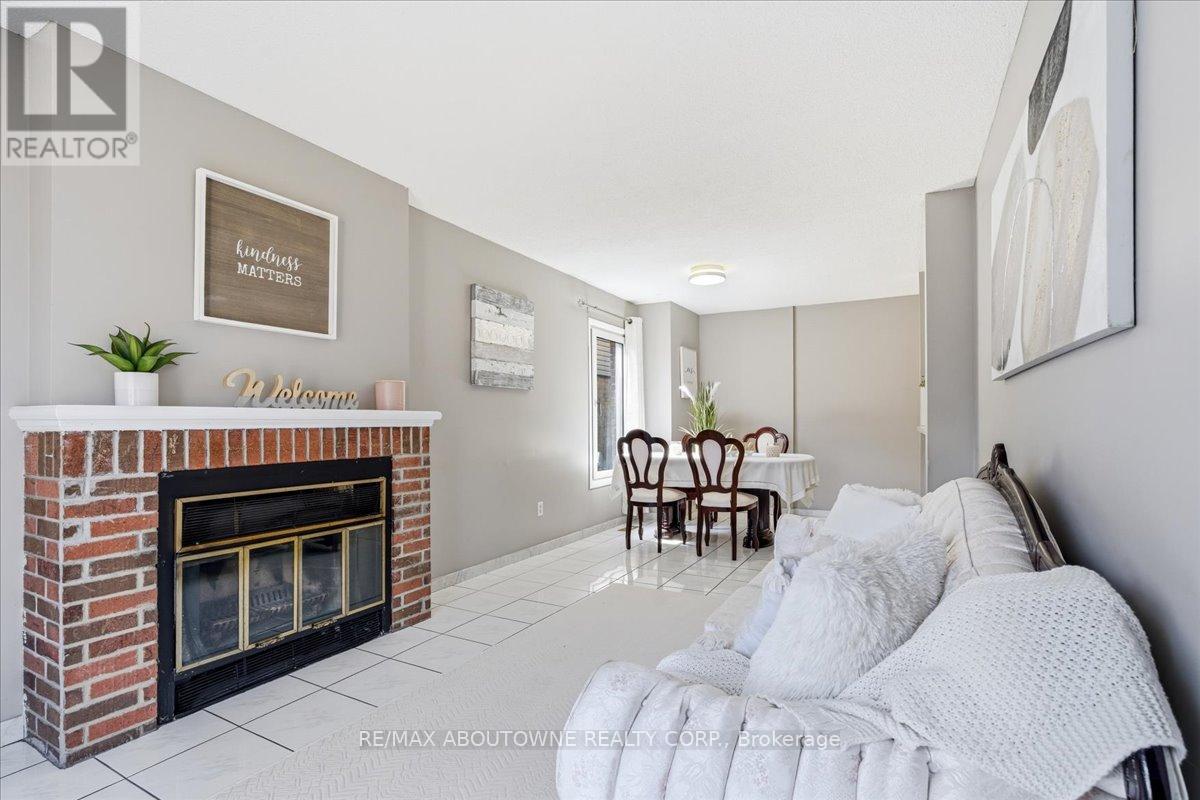 1148 Bridlewood Trail, Oakville, Ontario  L6M 2L2 - Photo 17 - W12999800