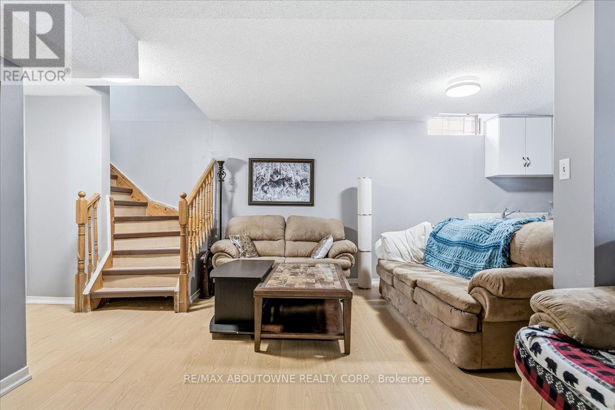 1148 Bridlewood Trail, Oakville, Ontario  L6M 2L2 - Photo 28 - W12999800